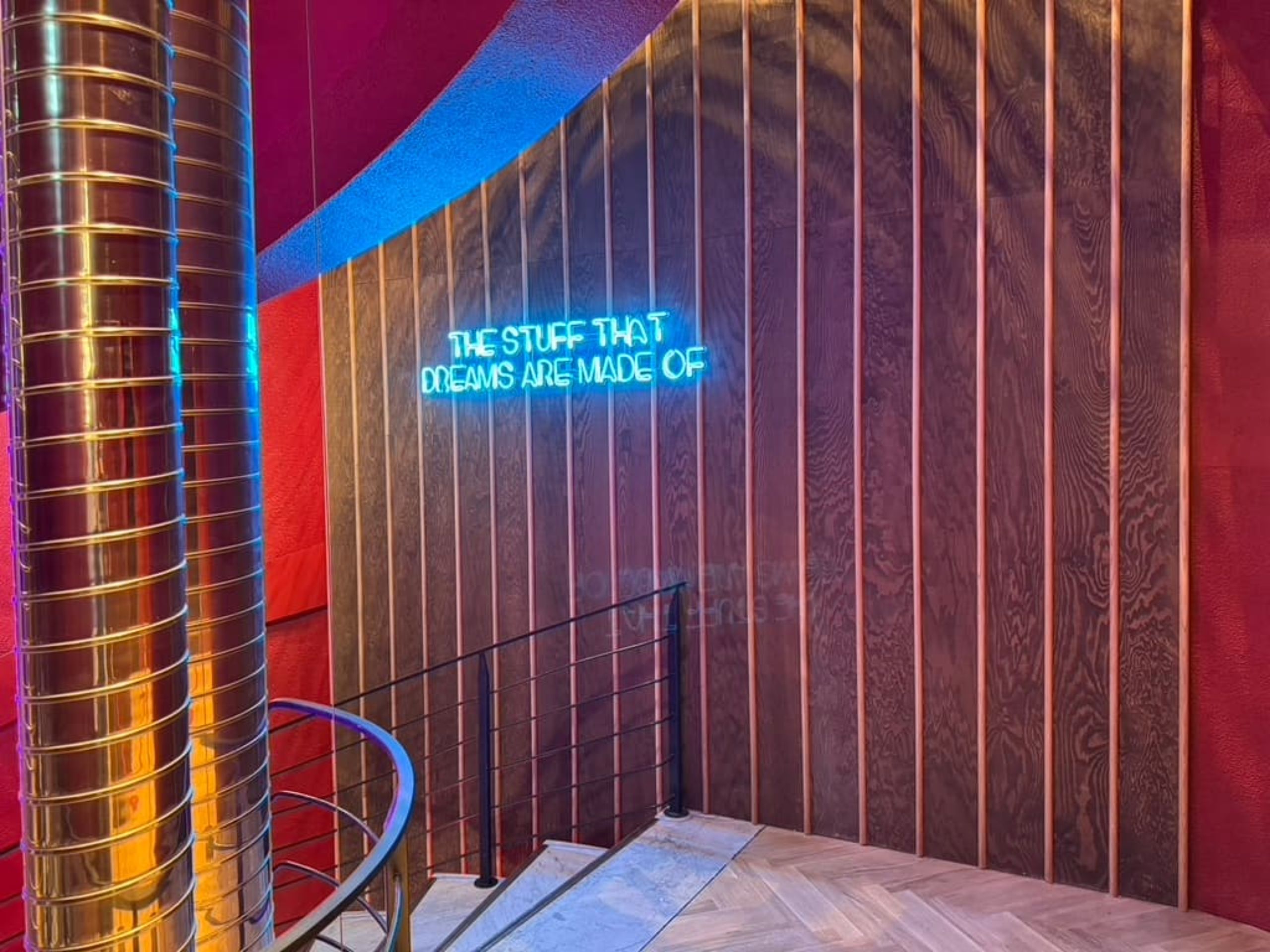 99081C3E-3D9A-485B-B21C-CC0719E1816F_1_105_c