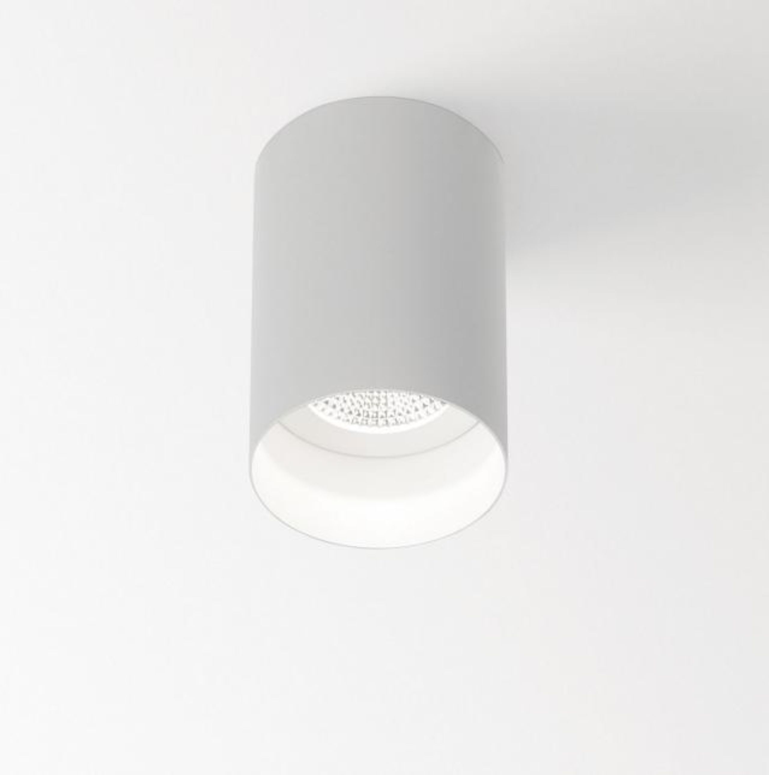 Qoby R AC W