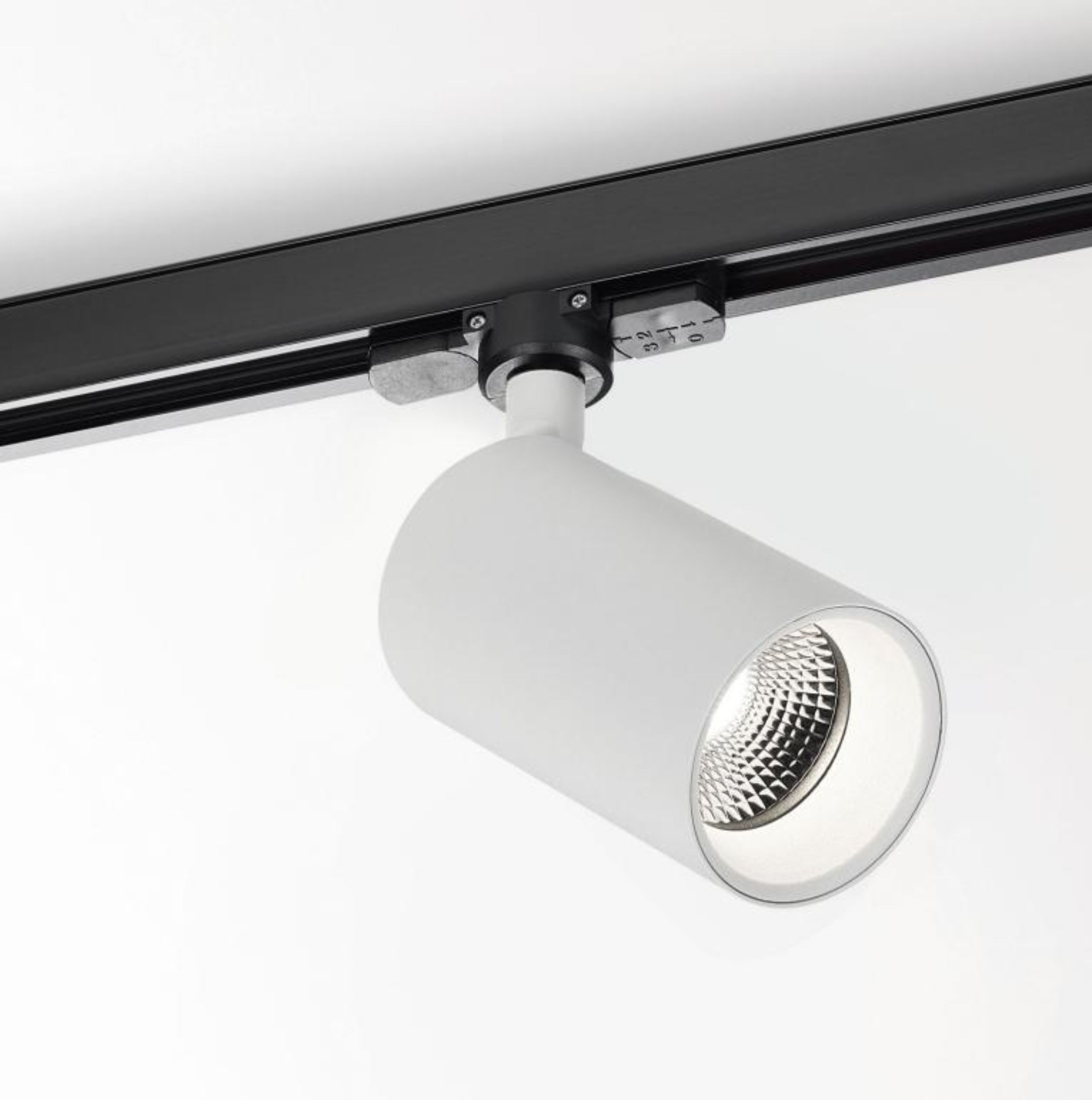 Spyco AC ADM DIM8 W